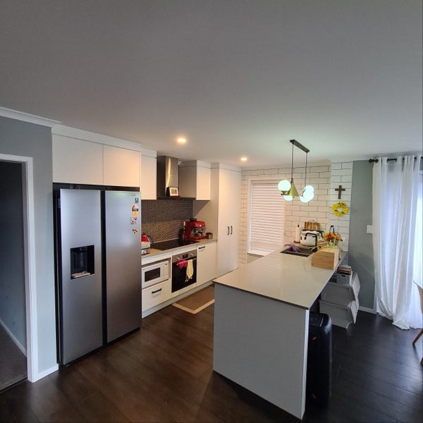 84 Tabraham Crescent, Pyes Pa, Tauranga - Carousel 2