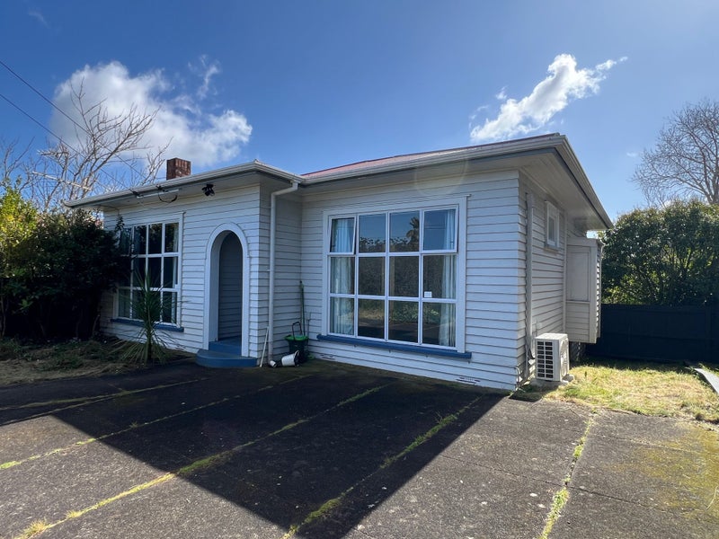 516 Mount Albert Road, Mount Roskill, Auckland - Carousel 1