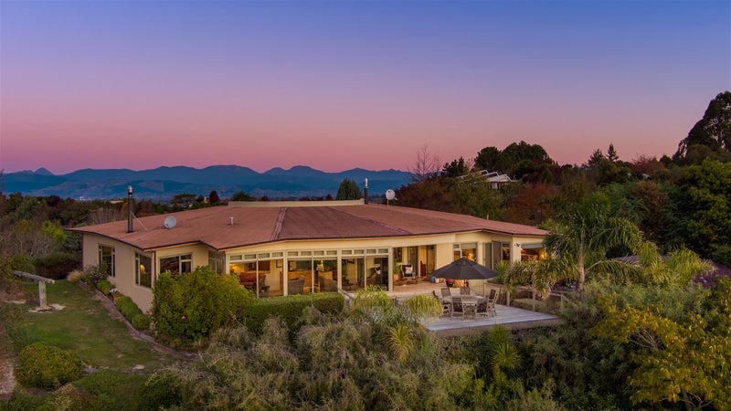 35 Lacebark Lane, Upper Moutere - Carousel 1