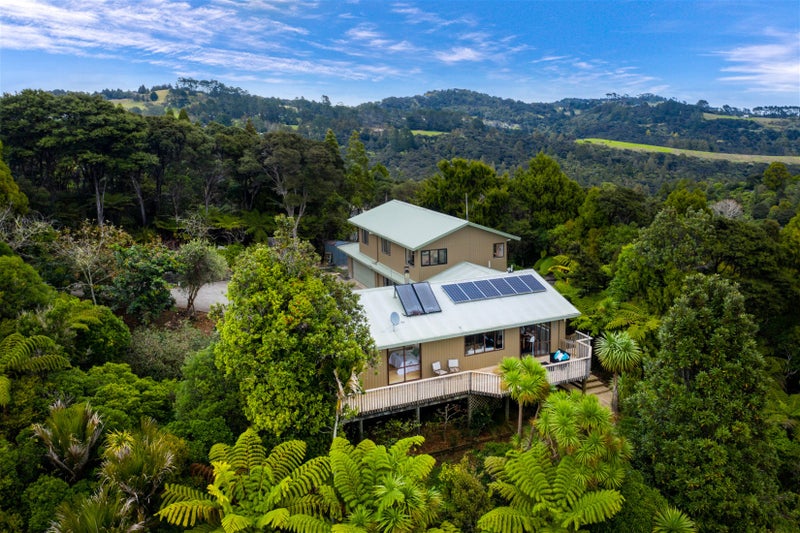 120 Caton Road, Henderson - Carousel 1