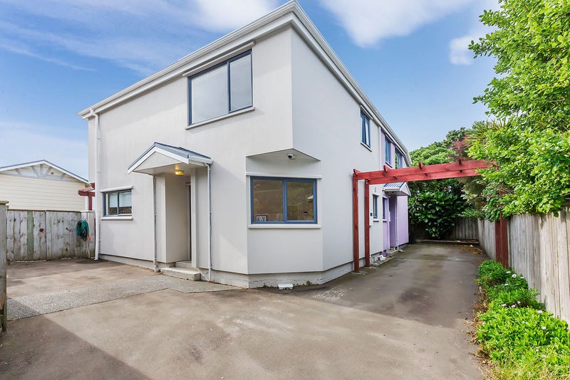 149 Queens Drive, Lyall Bay, Wellington - Carousel 13