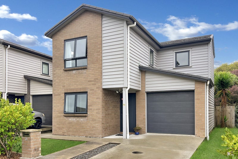 71 Kaimoana Street, Weymouth, Auckland - Carousel 1