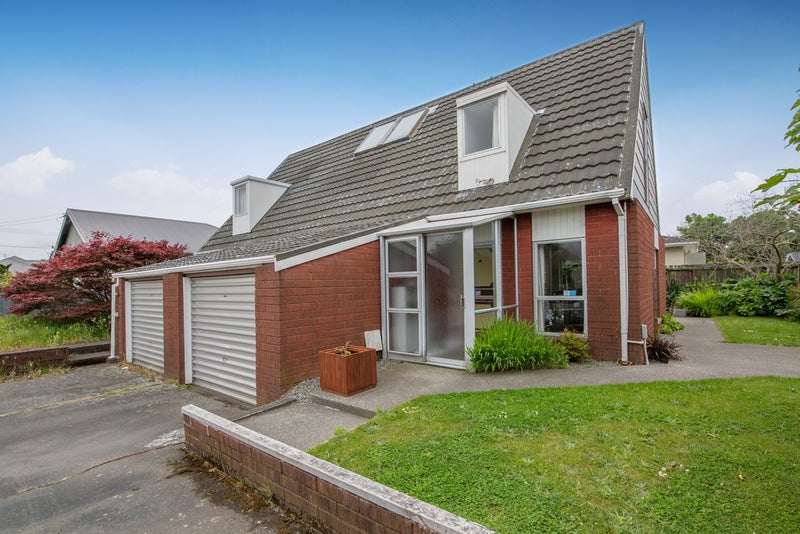 2/106 Barrington Street, Somerfield, Christchurch - Carousel 1