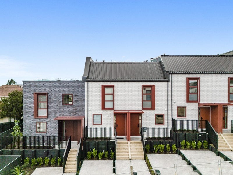 12 Maea Lane, Mount Roskill, Auckland - Carousel 2