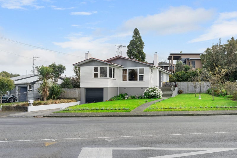 1 Glen Street, Levin, Levin - Carousel 20
