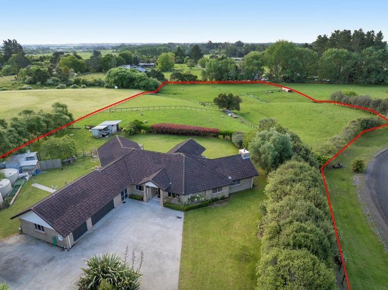 21 Old Barn Road, Papakura - Carousel 29