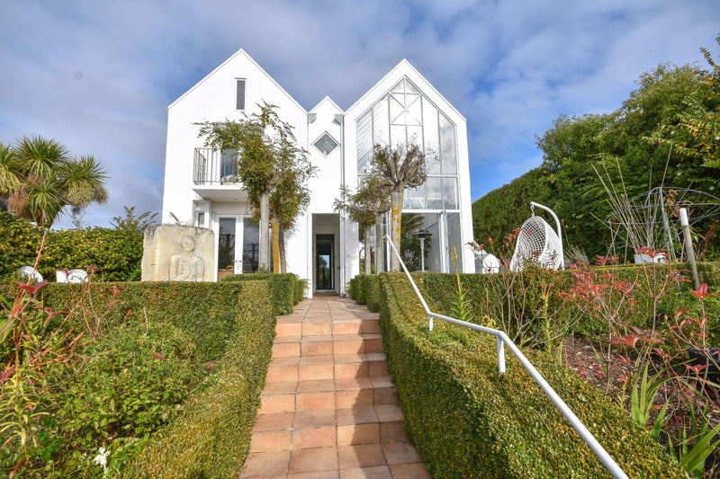 32 Claremont Street, Maori Hill, Dunedin - Carousel 2
