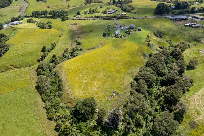 1770 Highway 22, Tuakau - Carousel 22