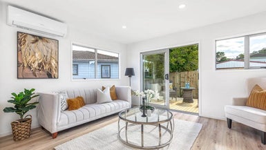 23C Fitzherbert Avenue, West Harbour, Auckland - Carousel 1