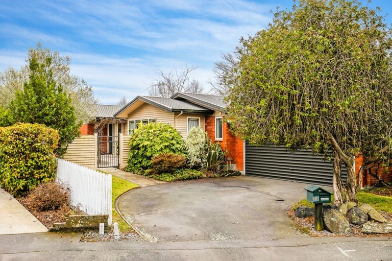 2 Pulford Place, Ilam, Christchurch - Carousel 1