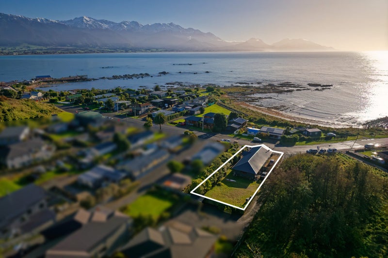 52 Avoca Street, Kaikoura - Carousel 1