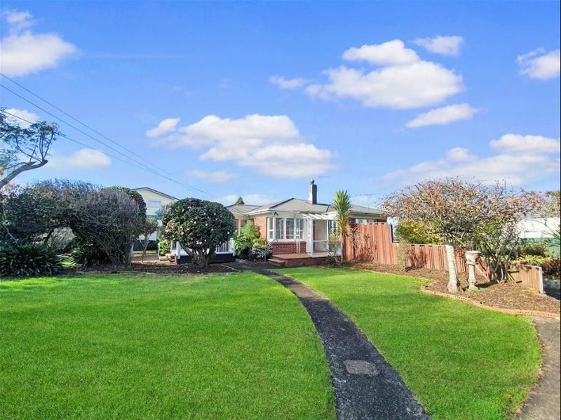 94A Namata Road, One Tree Hill, Auckland - Carousel 1