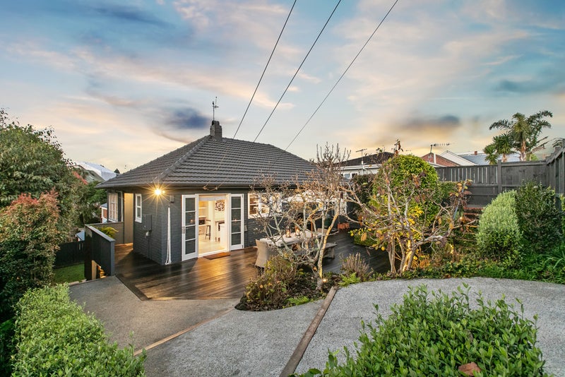 21 Meadowbank Road, Meadowbank, Auckland - Carousel 1
