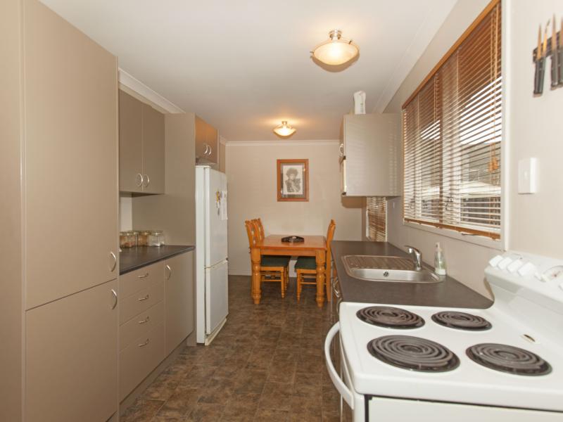 11 Manurewa Grove, Wainuiomata, Lower Hutt - Carousel 2