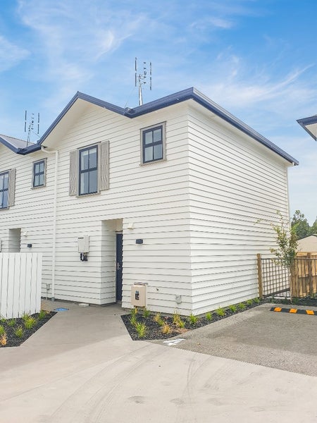 4/135 Silverdale Road, Silverdale, Hamilton - Carousel 1