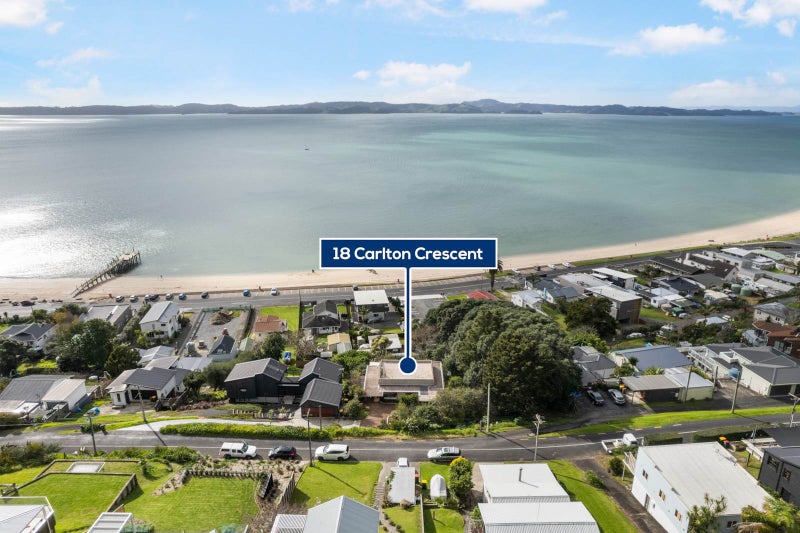 18 Carlton Crescent, Maraetai, Auckland - Carousel 1