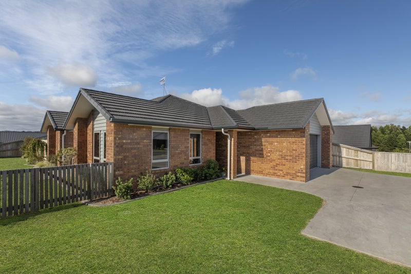 3 Tuaia Street, Pyes Pa, Tauranga - Carousel 2