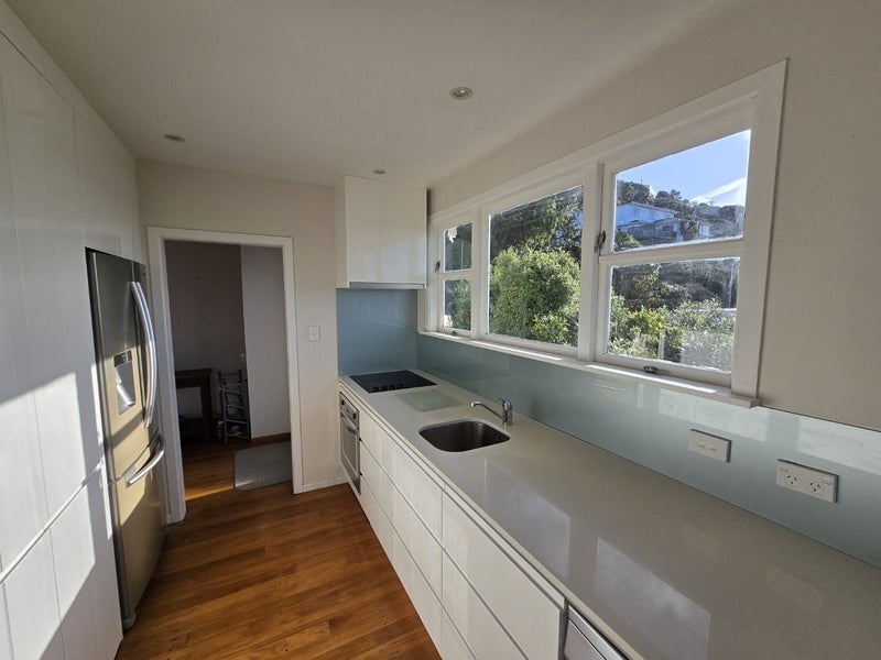 90 Rakau Road, Hataitai, Wellington - Carousel 2