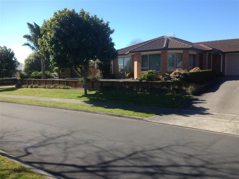 27 Condor Drive, Pyes Pa, Tauranga - Carousel 1