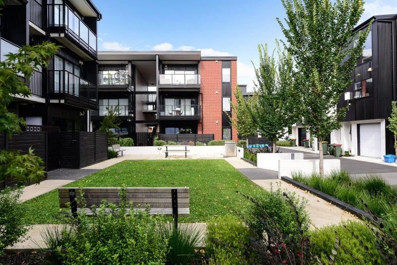 209/182 London Street, Hamilton Central, Hamilton - Carousel 1