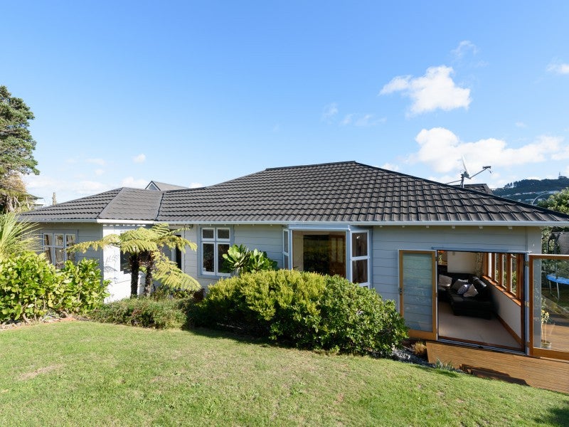 11 Perth Street, Ngaio, Wellington - Carousel 1