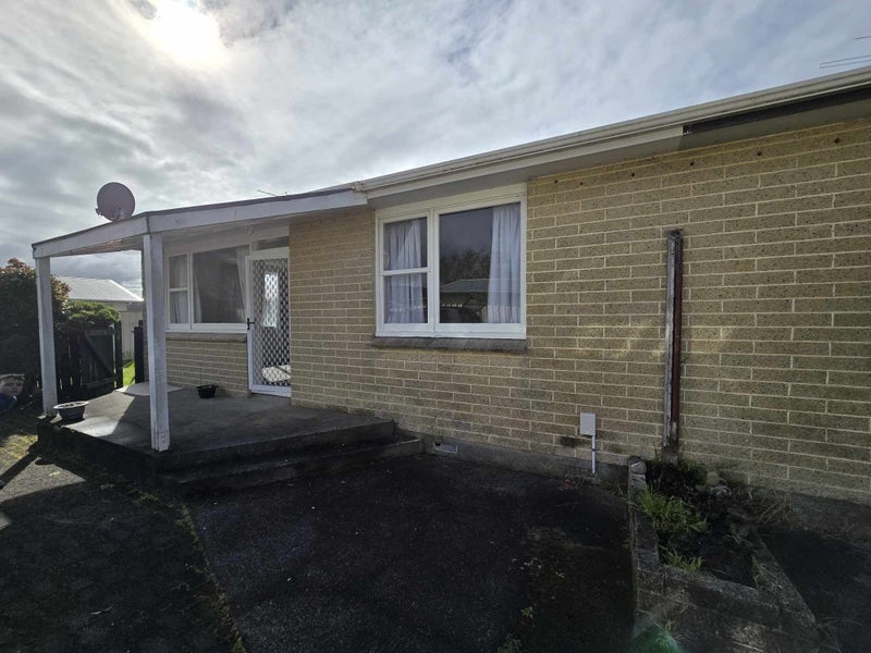 107b CLOUSTON PARK RD, CENTRAL, UPPER HUTT - Carousel 1