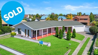 43 Delamare Road, St Andrews, Hamilton - Carousel 1