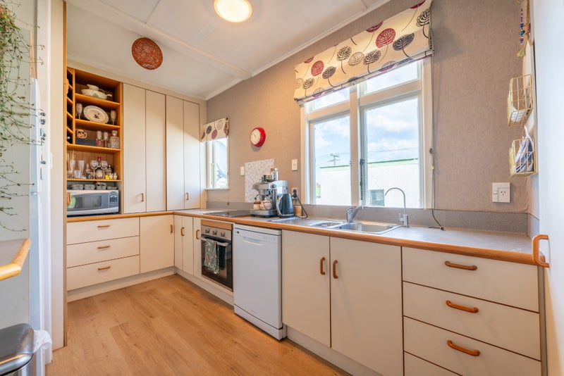 25 Arun Street, South Hill, Oamaru - Carousel 2
