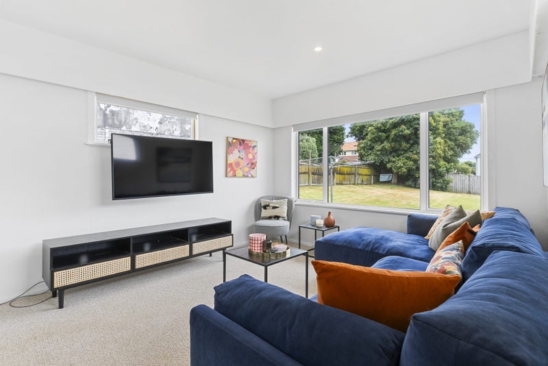 57 Court Crescent, Panmure, Auckland - Carousel 2