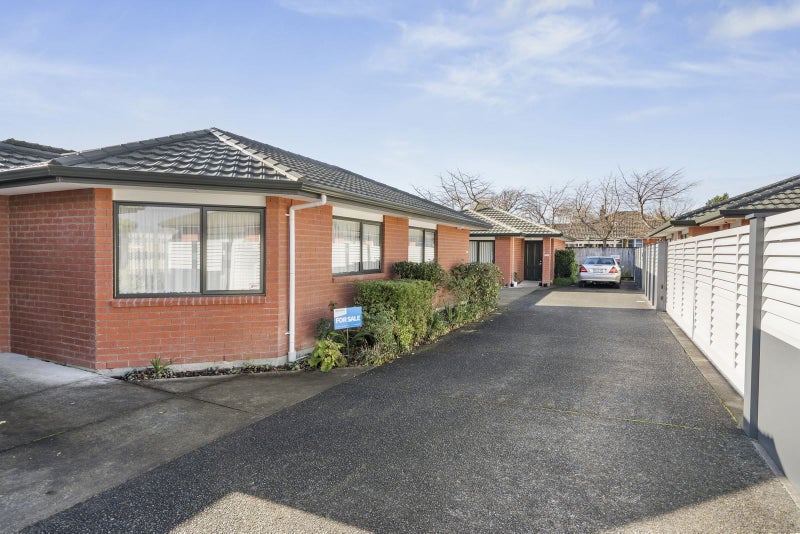2/32 Gibbons Street, Upper Hutt Central, Upper Hutt - Carousel 1