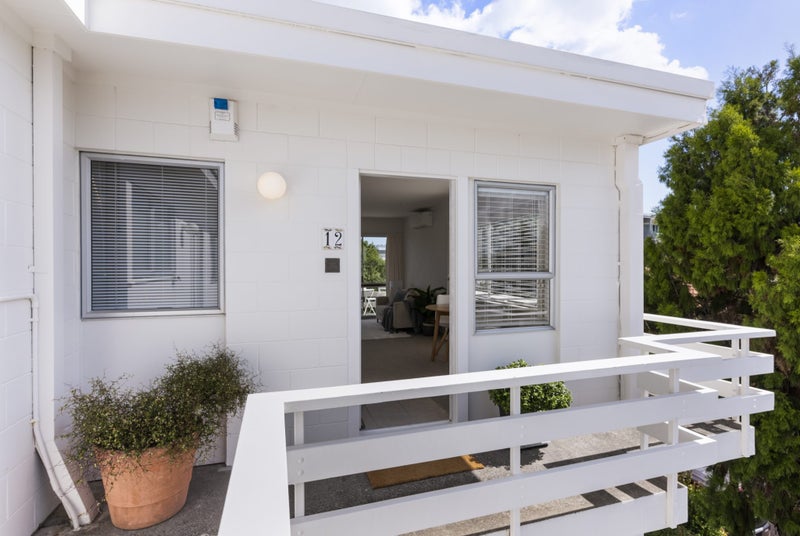 12/9 Marau Crescent, Mission Bay, Auckland - Carousel 1