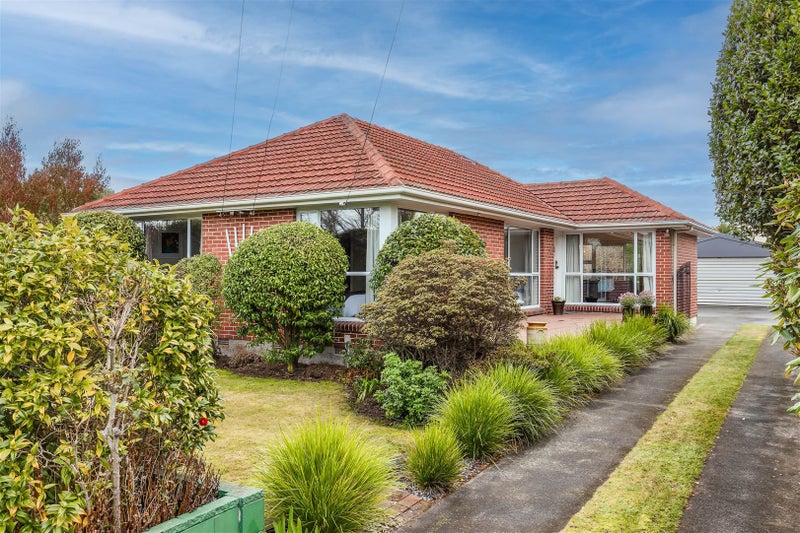 61 Liverton Crescent, Bishopdale, Christchurch - Carousel 1