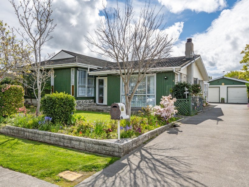 6 Ayr Street, Flaxmere, Hastings - Carousel 1