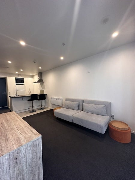1016/74 Taranaki Street, Te Aro, Wellington - Carousel 1