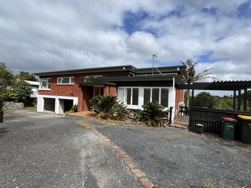25 Dudding Avenue, Northcote, Auckland - Carousel 1