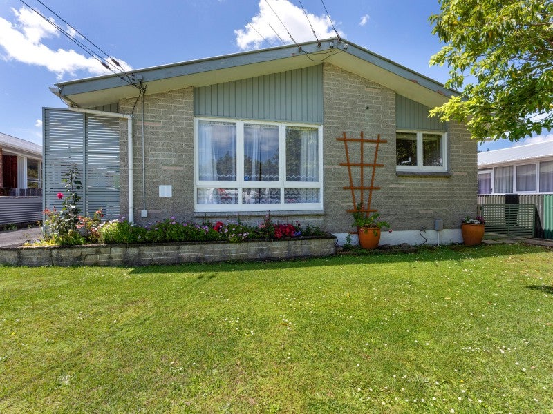 1/1230 Fergusson Drive, Brown Owl, Upper Hutt - Carousel 1