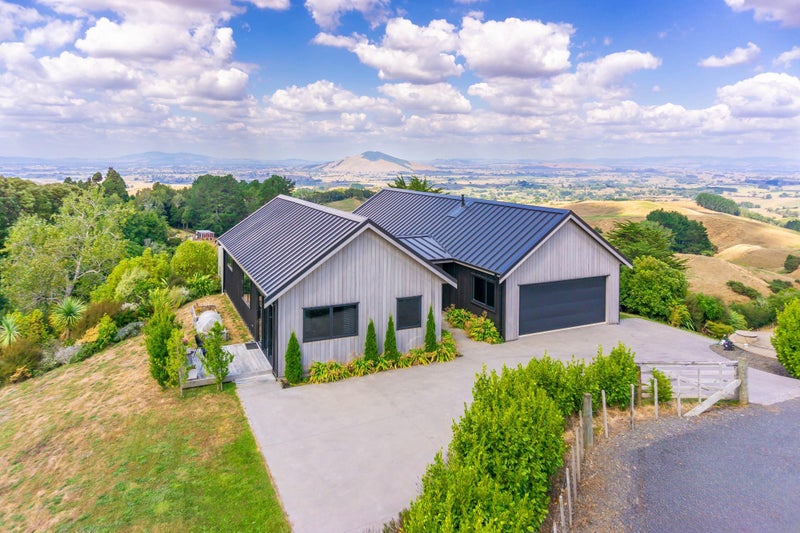33 Tiwarawara Lane, Puketotara, Pirongia - Carousel 2