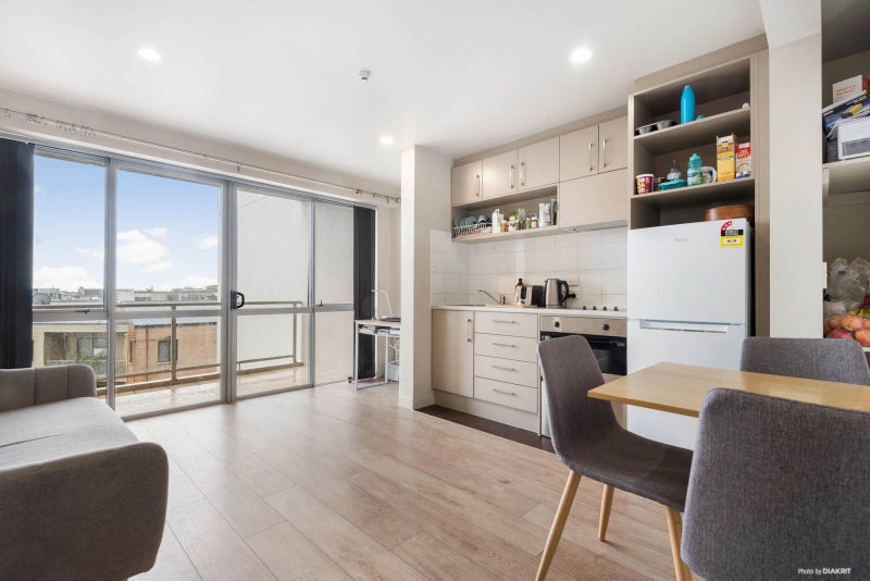 203/43 Virginia Avenue East, Eden Terrace, Auckland - Carousel 1