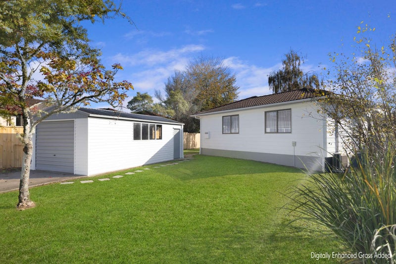 53 Gilbass Avenue, Hamilton Lake, Hamilton - Carousel 1