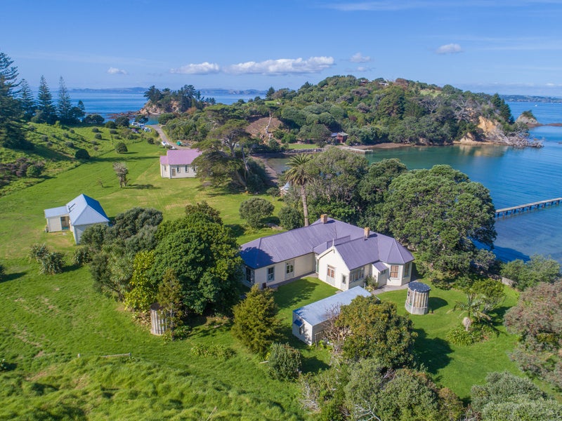 20 Sandford Way, Rakino Island, Auckland - Carousel 1