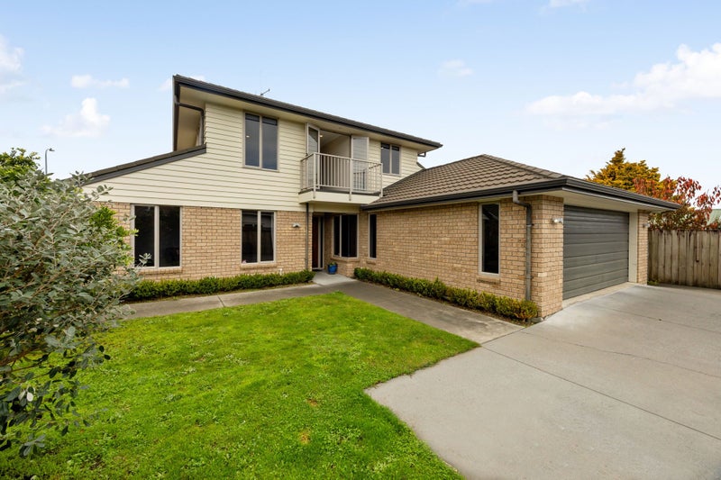 52 MacFarlane Street, Hamilton East, Hamilton - Carousel 1