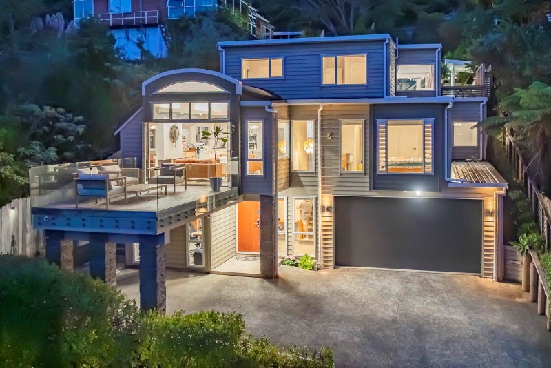 53A Penguin Drive, Murrays Bay, Auckland - Carousel 2