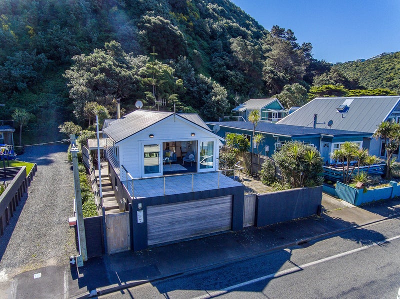 135 Breaker Bay Road, Breaker Bay, Wellington - Carousel 1
