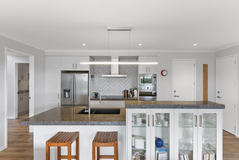 51 Constellation Avenue, Beachlands, Auckland - Carousel 1