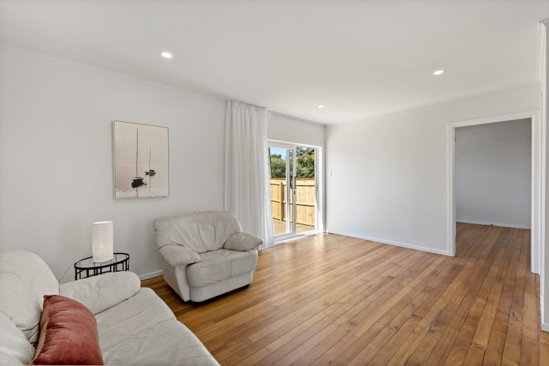 72 Banks Road, Mount Wellington, Auckland - Carousel 1
