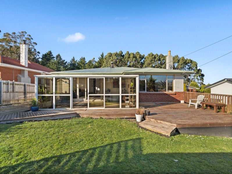 226 Highcliff Road, Shiel Hill, Dunedin - Carousel 1