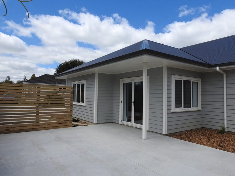 19A Fox Street, Hamilton East, Hamilton - Carousel 2