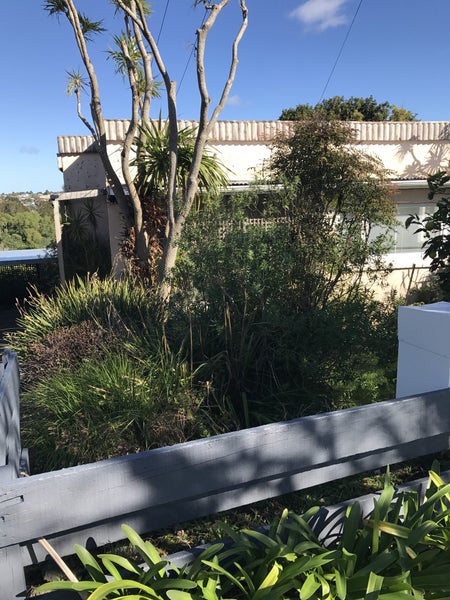 38 Sunny Brae Crescent, Westmere, Auckland - Carousel 1