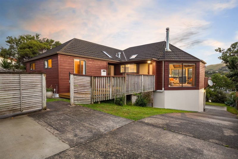 5 The Haven, Whitby, Porirua - Carousel 1