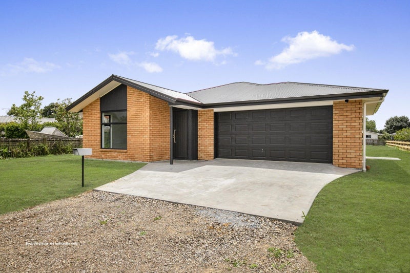 17 Coolen Place, Tuakau, Tuakau - Carousel 2